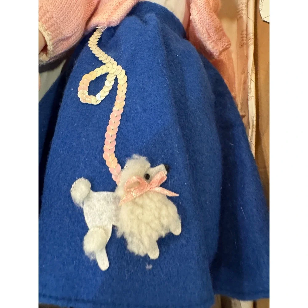 Heritage Signature Collection Peggy Sue Porcelain Poodle Skirt Doll 12339 COA